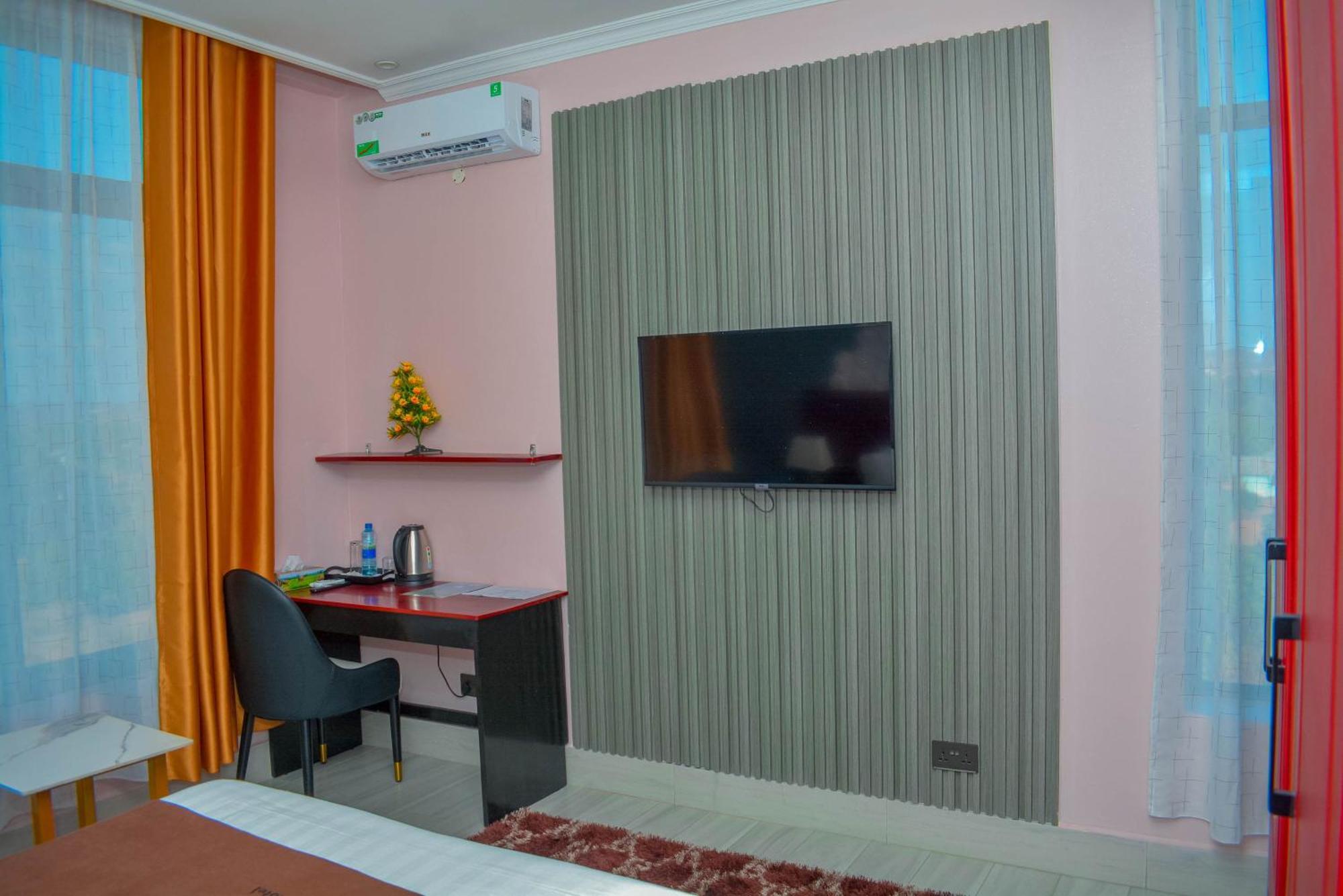 Brand Hotel Dodoma Kültér fotó